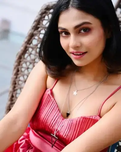 Escort Service Omalur